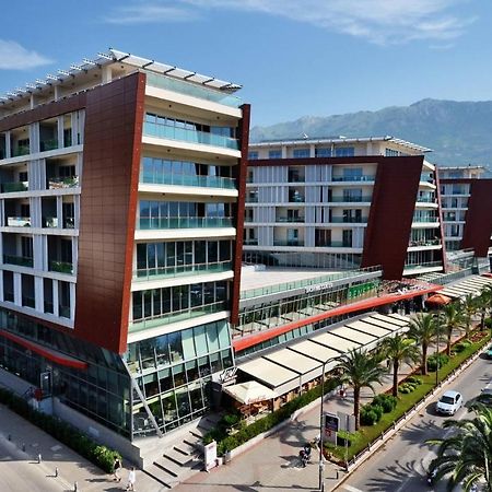 Condo Studio Plaza Budva Bagian luar foto