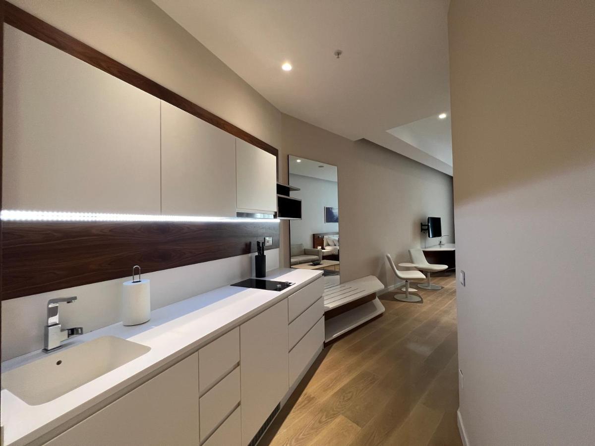 Condo Studio Plaza Budva Bagian luar foto