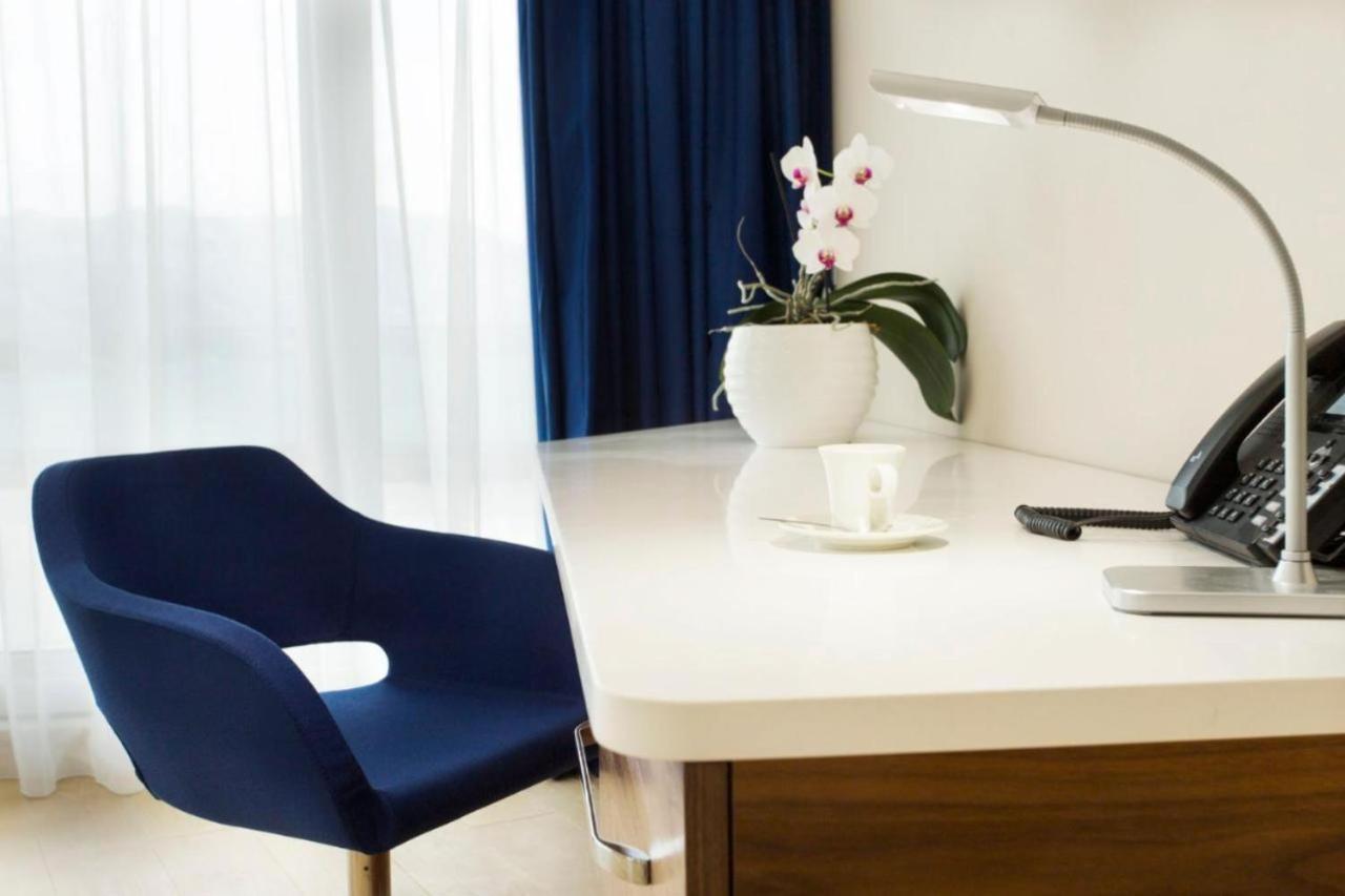 Condo Studio Plaza Budva Bagian luar foto