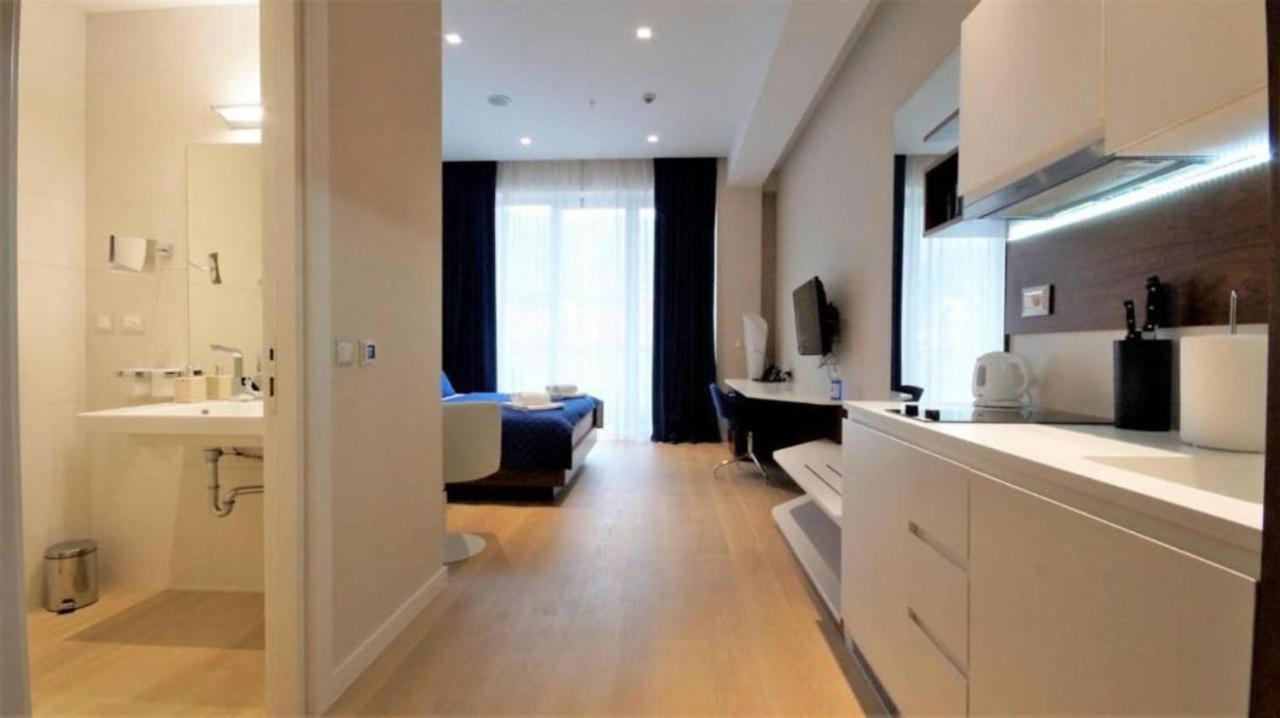 Condo Studio Plaza Budva Bagian luar foto