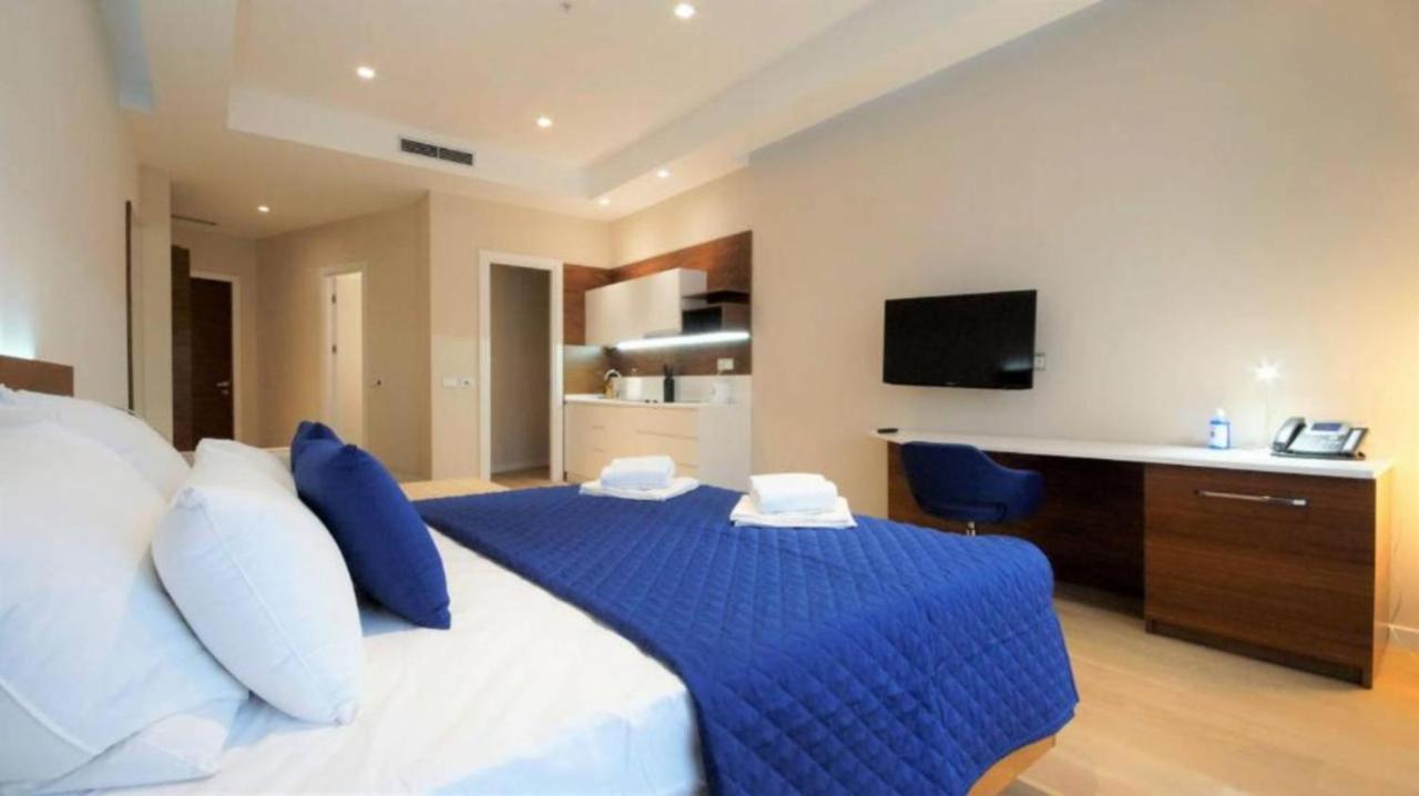 Condo Studio Plaza Budva Bagian luar foto