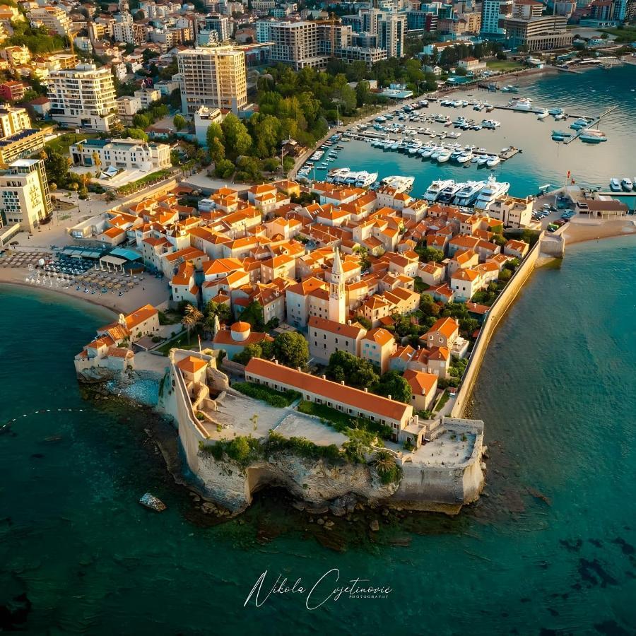 Condo Studio Plaza Budva Bagian luar foto